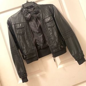 HP🎉💫Black Faux Leather Jacket